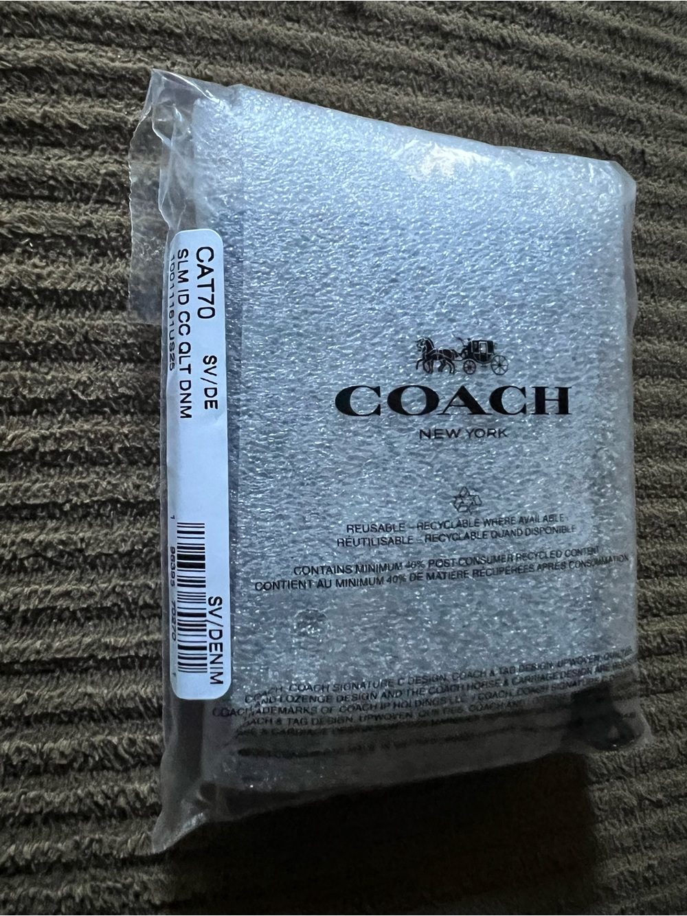 Coach Slim ID Card Case NWT - Picture 3 of 6